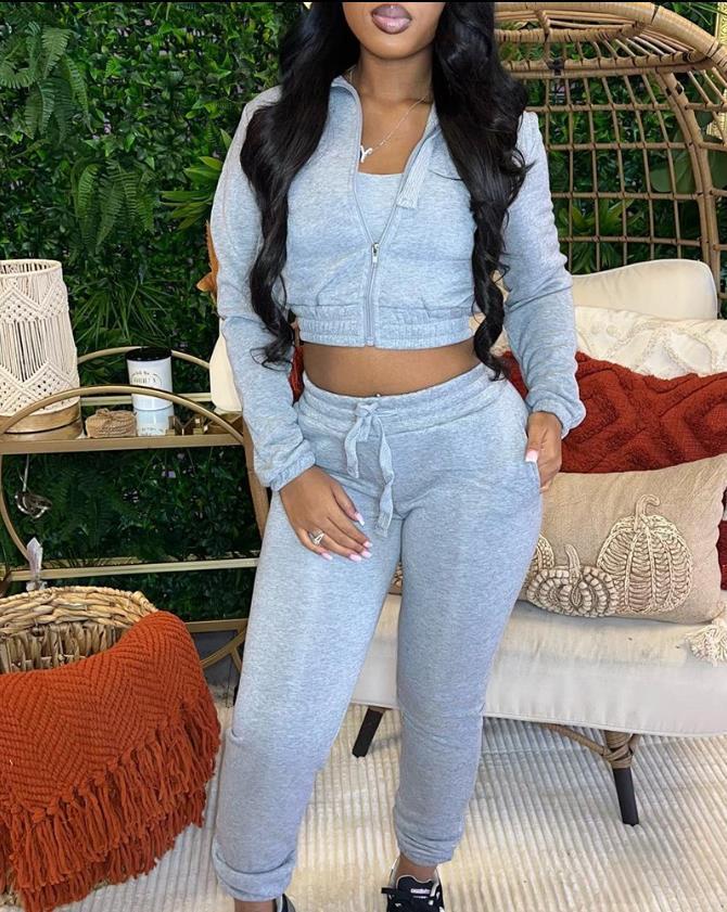 EMPIRE Cropped Top And Drawstring Pants