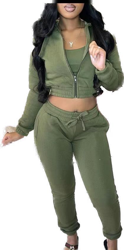 EMPIRE Cropped Top And Drawstring Pants